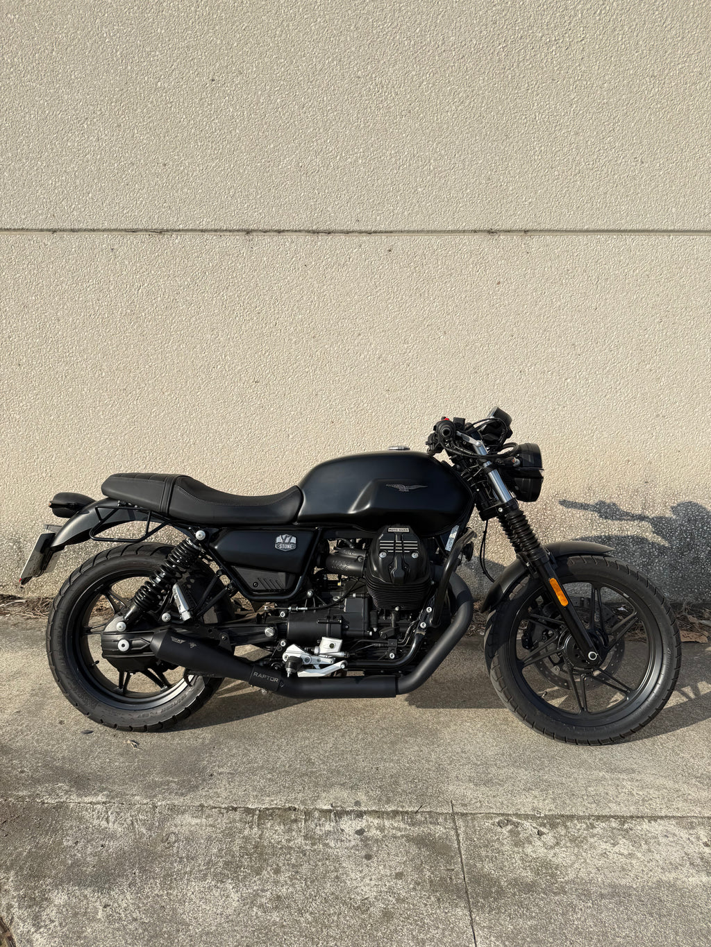 KIT GUZZI V7