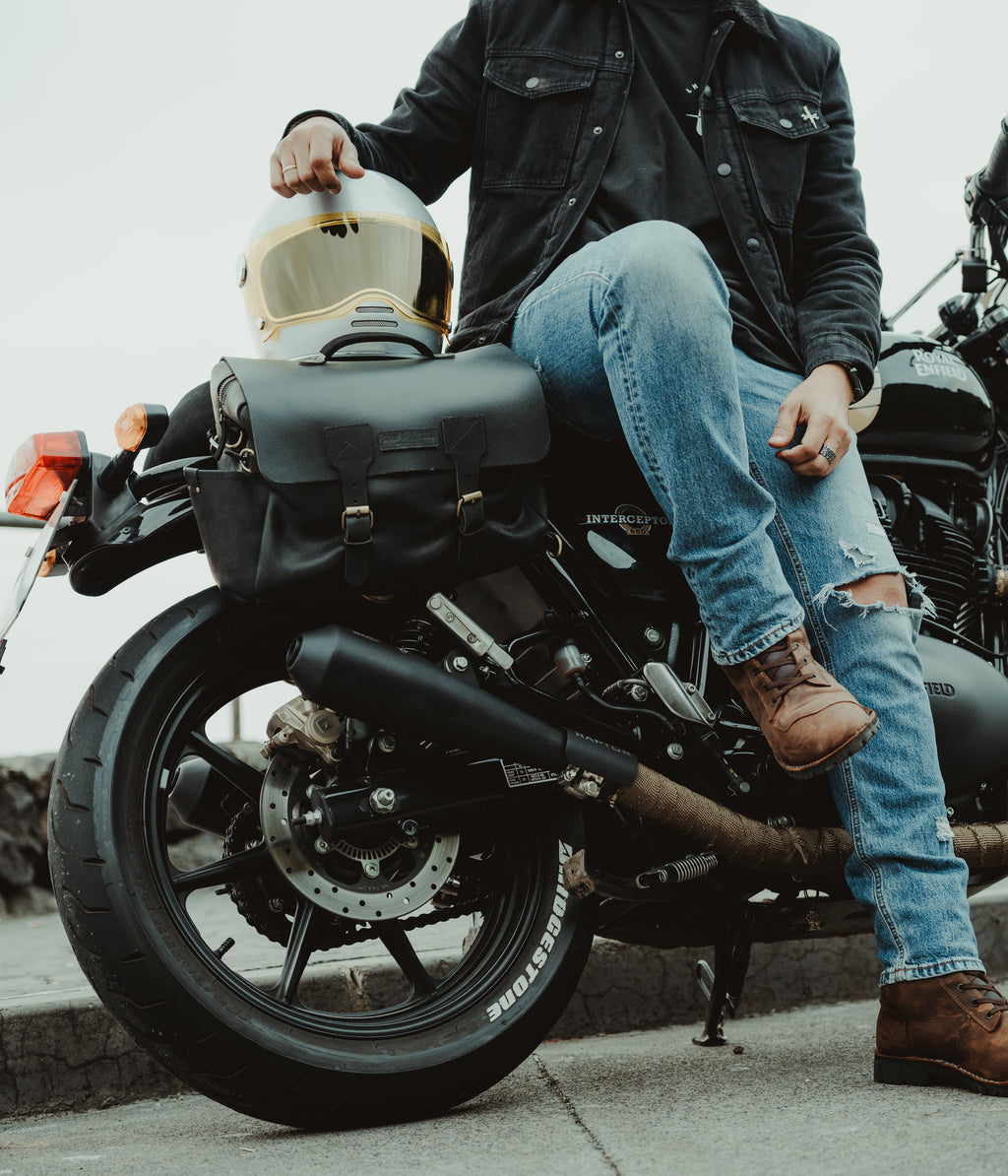 ESCAPES SLIP-ON RAPTOR PARA ROYAL ENFIELD 650 TWINS NEGRO